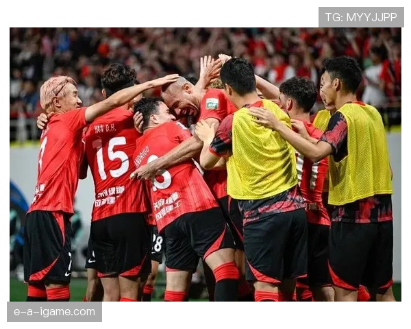 亚冠新赛季战火重燃，豪门集体回暖引球迷热盼