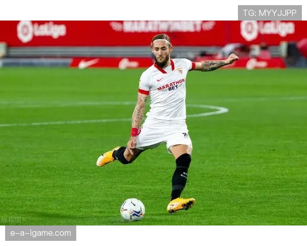 西甲外援市场风云再起：新星强势加盟，老将挥手告别