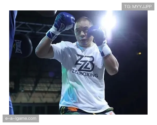 张志磊赛后背着菜篮子回家，这反差我刷手机的手都停了