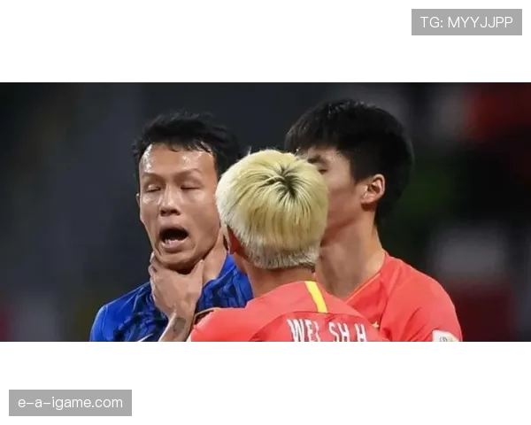 李小鹏比赛场上像严师，下场竟然是那种爱买买买的“剁手狂魔”？！